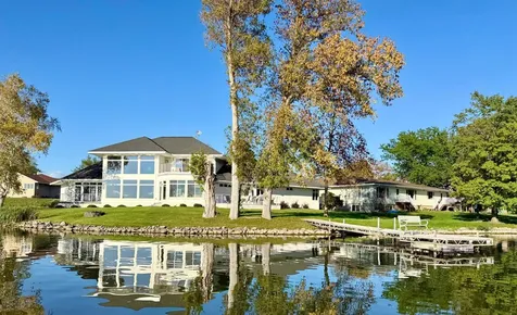 553 Lake Street N Sauk Centre MN 56378
