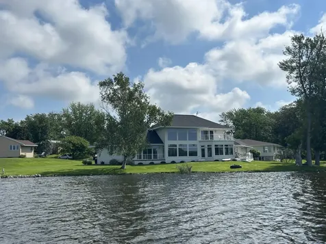 553 Lake Street N Sauk Centre MN 56378