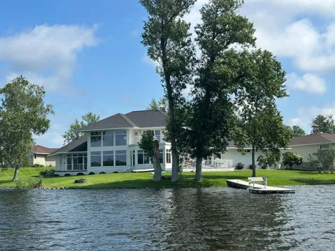 553 Lake Street N Sauk Centre MN 56378