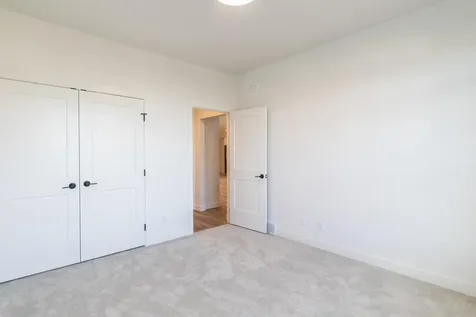 5152 Mira Way W West Fargo ND 58078