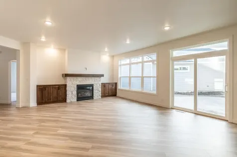 5152 Mira Way W West Fargo ND 58078