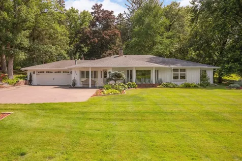 2194 Charlton Road Sunfish Lake MN 55118