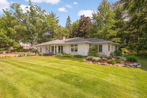 2194 Charlton Road Sunfish Lake MN 55118