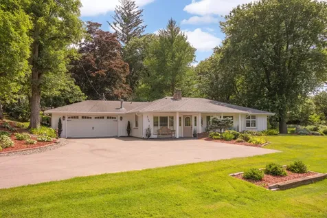 2194 Charlton Road Sunfish Lake MN 55118