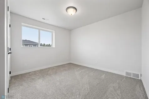 300 Prairie Drive N Hankinson ND 58041