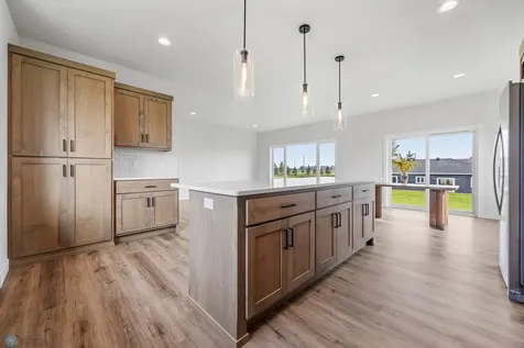 300 Prairie Drive N Hankinson ND 58041