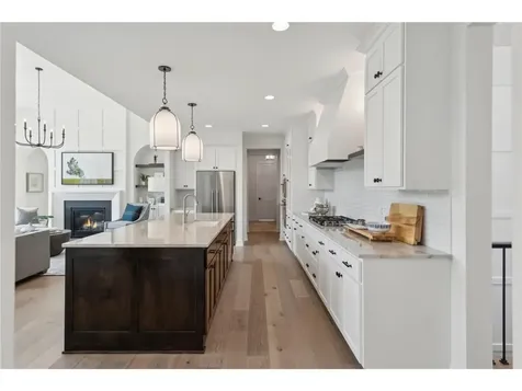 25560 Smithtown Road Excelsior MN 55331