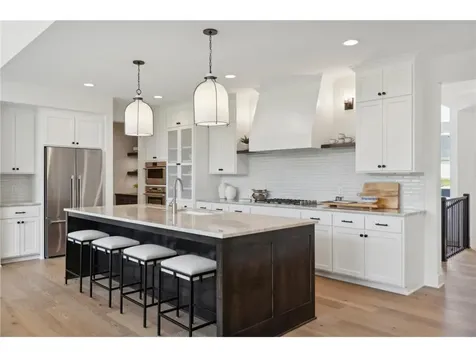 25560 Smithtown Road Excelsior MN 55331