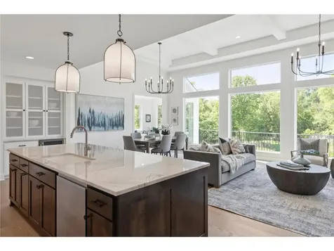 25560 Smithtown Road Excelsior MN 55331
