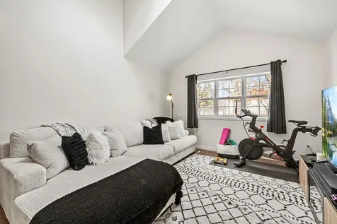 2028 Pathways Drive Saint Paul MN 55119