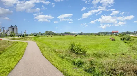13472 W Freeway Drive Columbus MN 55038