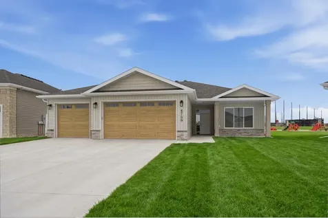 4769 32nd Street S Fargo ND 58104