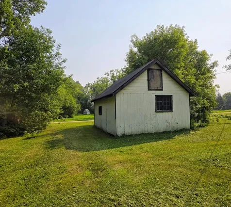 10587 Town Road 34 Mizpah MN 56660