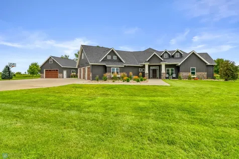 5374 Lunder Lane Kindred ND 58051