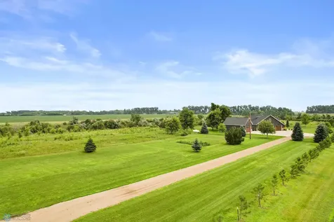5374 Lunder Lane Kindred ND 58051