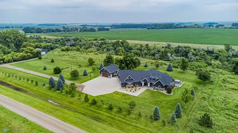 5374 Lunder Lane Kindred ND 58051