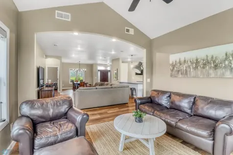 5374 Lunder Lane Kindred ND 58051