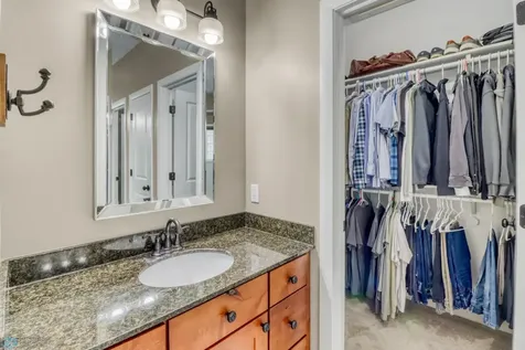 5374 Lunder Lane Kindred ND 58051