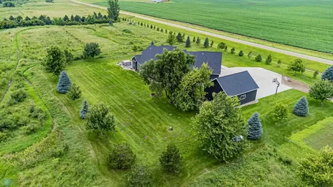 5374 Lunder Lane Kindred ND 58051
