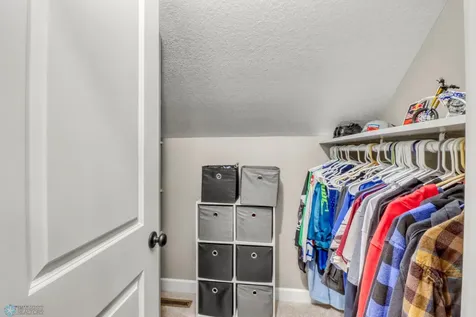 5374 Lunder Lane Kindred ND 58051