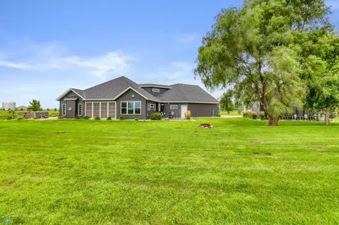 5374 Lunder Lane Kindred ND 58051
