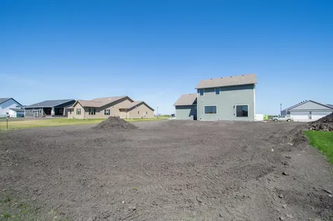 404 Reese Way Mapleton ND 58059