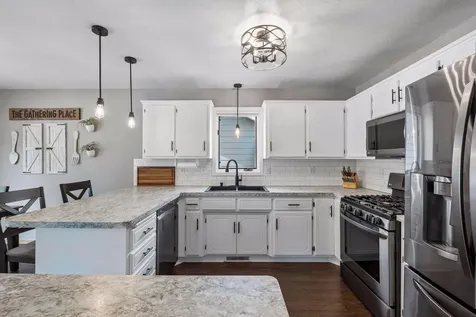5533 Golfview Lane N Oakdale MN 55128