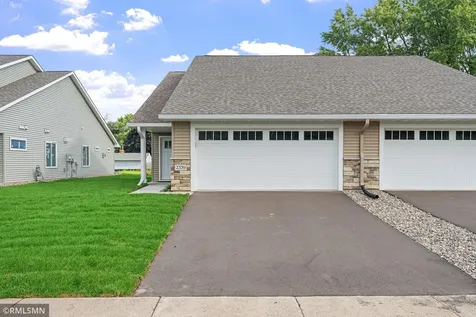 2333 17th Avenue E North Saint Paul MN 55109