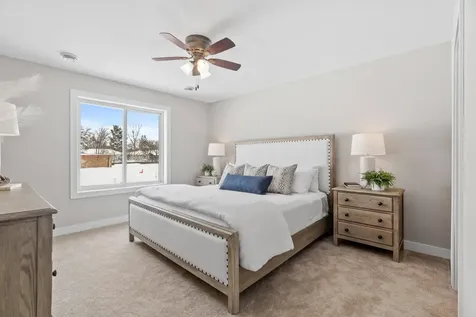 2345 17th Avenue E North Saint Paul MN 55109