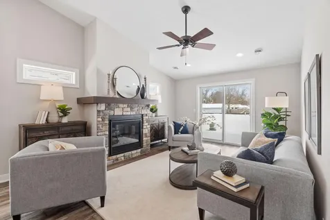 2345 17th Avenue E North Saint Paul MN 55109
