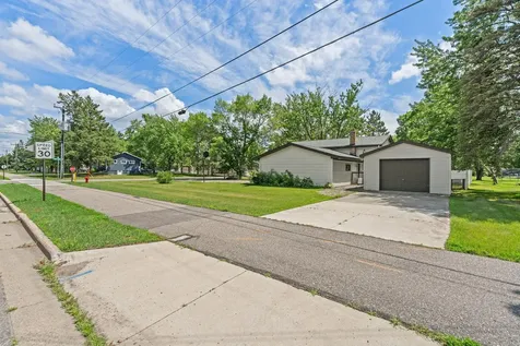 12216 Oakview Avenue SE Becker MN 55308