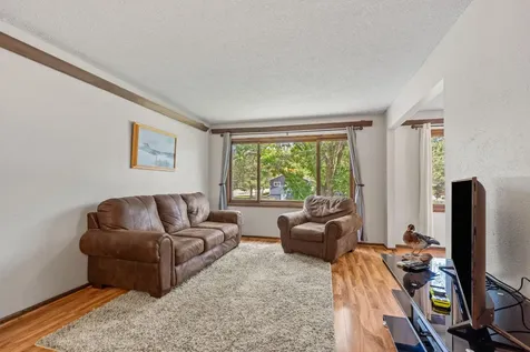 12216 Oakview Avenue SE Becker MN 55308