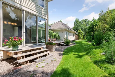 2225 E Lake Of The Isles Parkway Minneapolis MN 55405