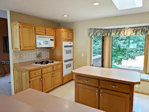 11274 Hoyer Avenue NW Annandale MN 55302