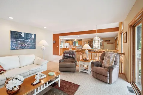 11274 Hoyer Avenue NW Annandale MN 55302