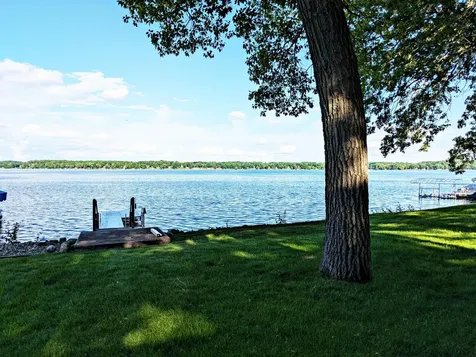 11274 Hoyer Avenue NW Annandale MN 55302