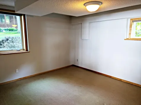 11274 Hoyer Avenue NW Annandale MN 55302