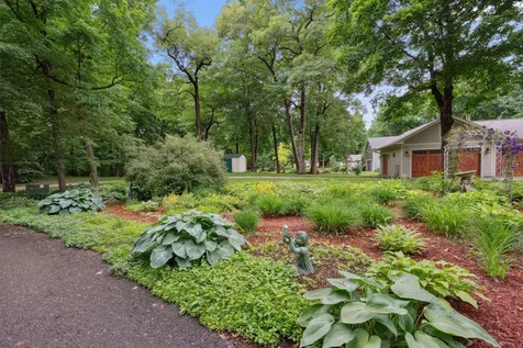 11274 Hoyer Avenue NW Annandale MN 55302
