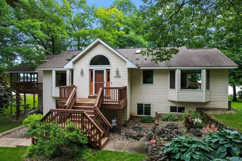 11274 Hoyer Avenue NW Annandale MN 55302