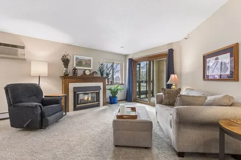 7635 Edinborough Way Edina MN 55435
