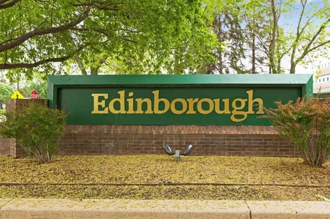 7635 Edinborough Way Edina MN 55435