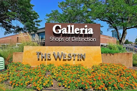 7635 Edinborough Way Edina MN 55435