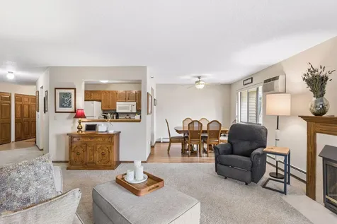 7635 Edinborough Way Edina MN 55435