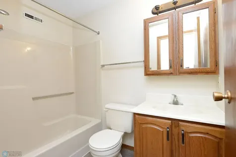 3217 15th Avenue S Fargo ND 58103