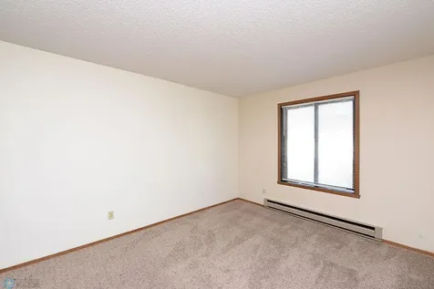 3217 15th Avenue S Fargo ND 58103