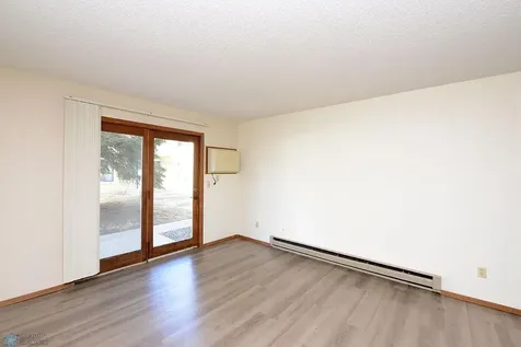 3217 15th Avenue S Fargo ND 58103