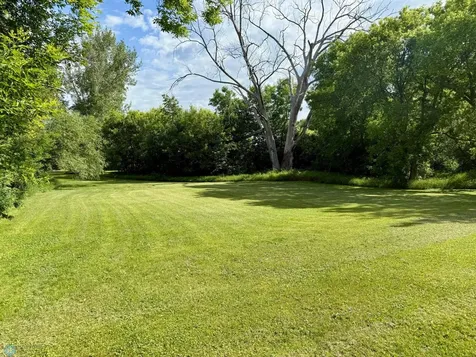 511 Jessamine Avenue Aneta ND 58212