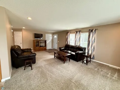 511 Jessamine Avenue Aneta ND 58212