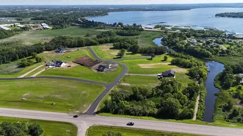 24 Branch Creek Road Detroit Lakes MN 56501