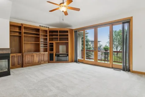 560 Lakeside Bay Drive S Bayport MN 55003